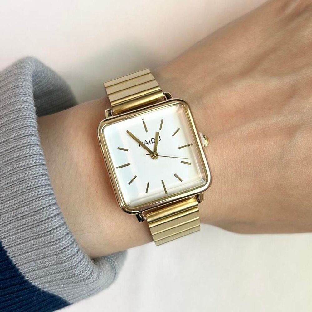 Vintage Inspired Luxury Gold Tone Watch